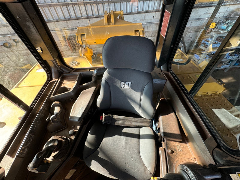 TRATOR DE ESTEIRA CAT D8T, 9.500H, ANO 2019/20, MG