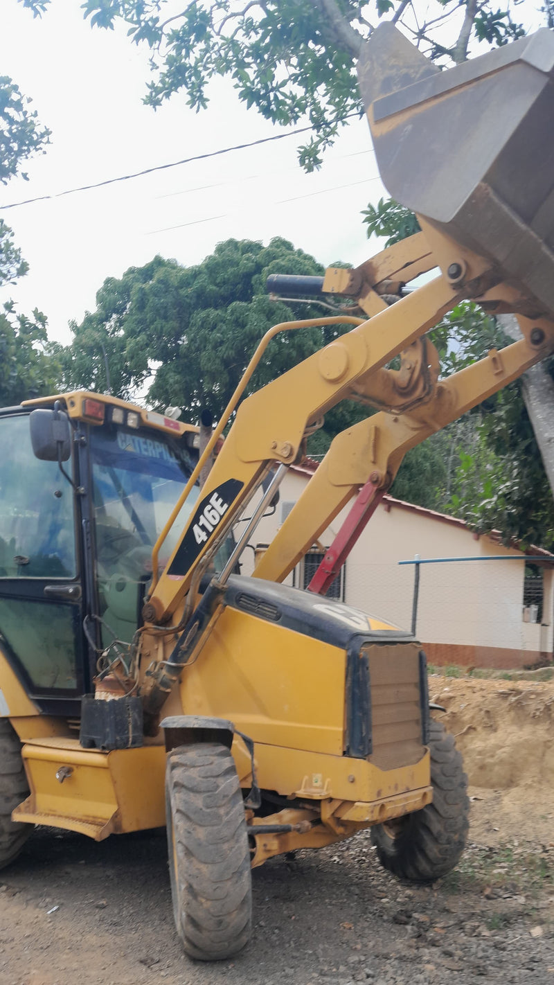 RETROESCAVADEIRA CATERPILLAR 416E, 7000H, 2013, ES