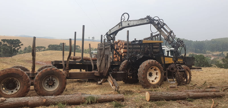 TRATOR FLORESTAL AUTOCARREGÁVEL IMPLEMENTER VALMET 985 / MT