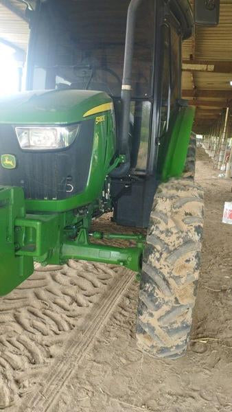 TRATOR AGRÍCOLA JOHN DEERE 5080 E,  2022, SP