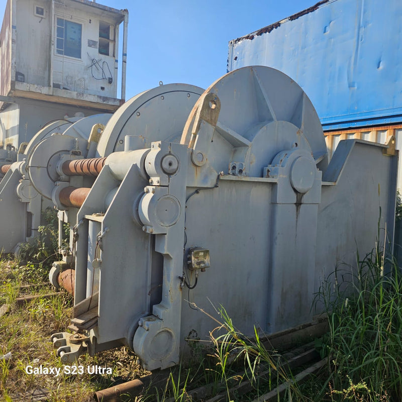 GUINCHOS HIDRÁULICOS 500 TON – NOVOS (SEM USO)