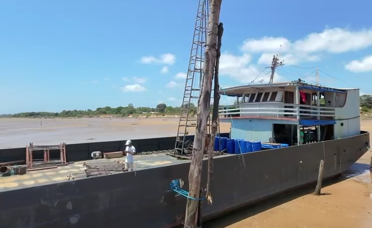 BALSA CARGA GERAL MOTORIZADA (FERRY) 250T