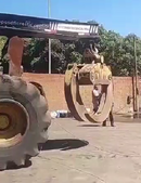 SKIDDER CATERPILLAR 545C 2011