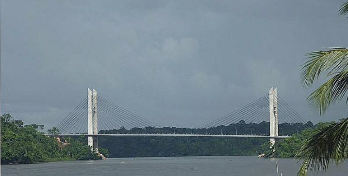 ÁREA PORTUÁRIA E LOGÍSTICA / OIAPOQUE - AP