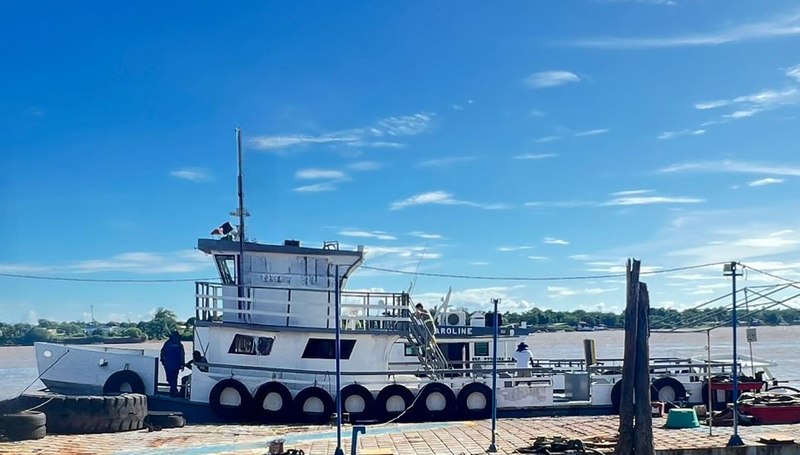 EMBARCAÇÃO  DE APOIO PORTUÁRIO 560 HP