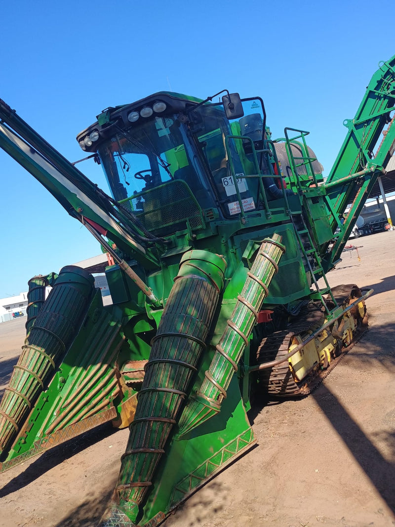 COLHEDEIRA DE CANA JOHN DEERE 3522 - 2012 | SP