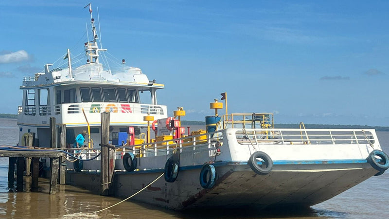 BARCAÇA  PETROLEIRA FERRY 120 M3