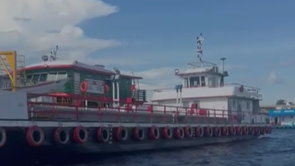 BARCAÇA FERRY  PETROLEIRA 25O M3