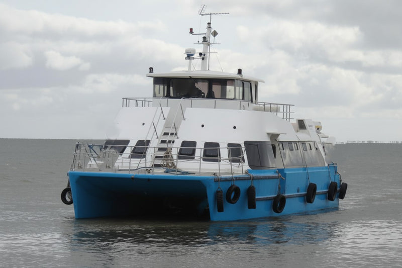 LANCHA CATAMARÃ DE PASSAGEIROS – RS / 2006