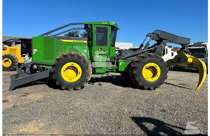 SKIDDER JOHN DEERE 648L, 2016