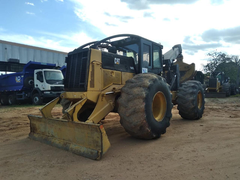 SKIDDER CATERPILLAR  545C  2007, MA