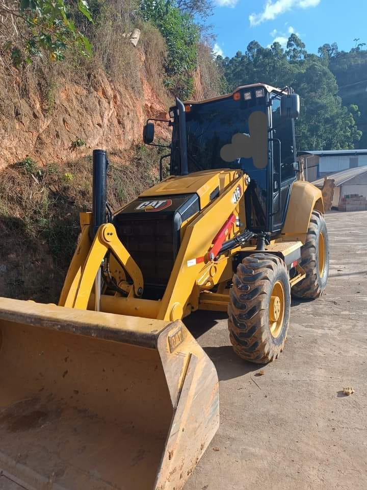 RETROESCAVADEIRA CATERPILLAR 416f, ANO 2022, ES