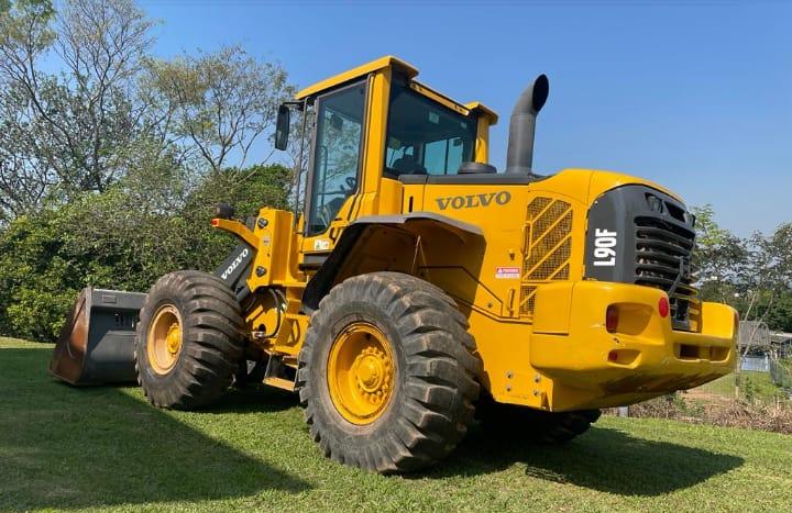 PÁ CARREGADEIRA VOLVO L090F, 2009, SC