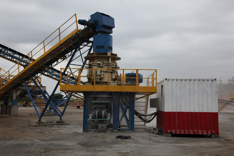 BRITADOR FIXO,  FAÇO  150/180 TON/HORA, RIO DE JANEIRO