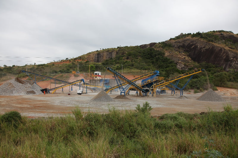 BRITADOR FIXO,  FAÇO  150/180 TON/HORA, RIO DE JANEIRO