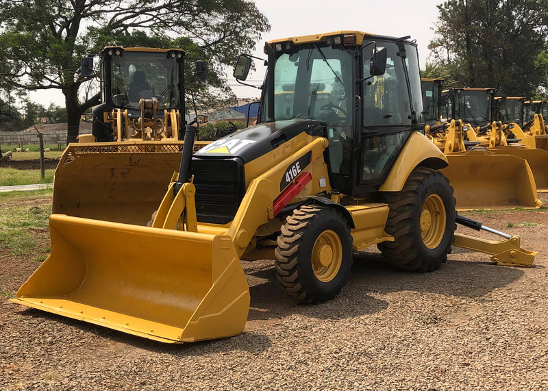 RETROESCAVADEIRA CATERPILLER 416E, 2011, PARANÁ