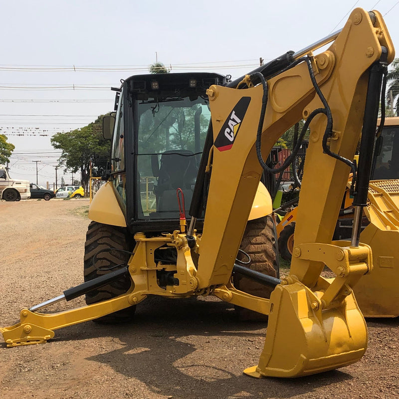 RETROESCAVADEIRA CATERPILLER 416E, 2011, PARANÁ