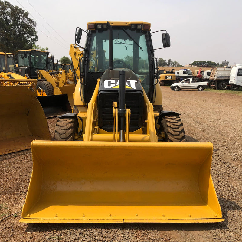 RETROESCAVADEIRA CATERPILLER 416E, 2011, PARANÁ