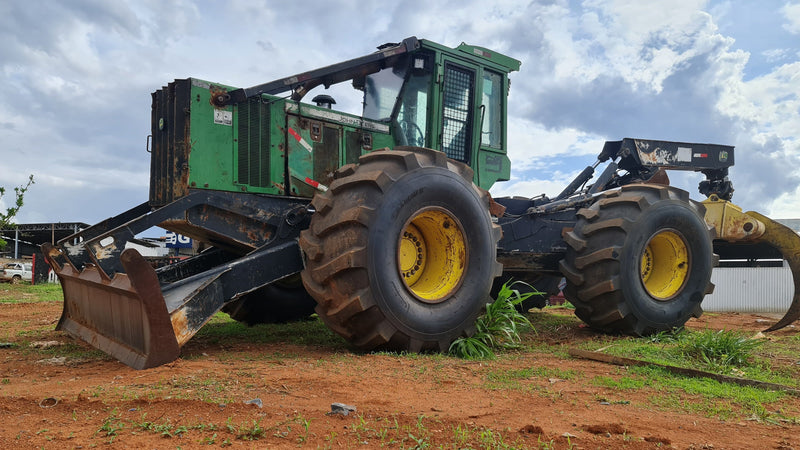 Arrastrador JOHN DEERE 648L, 2016