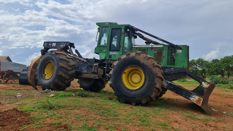 SKIDDER JOHN DEERE 648L, 2016