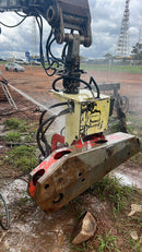 ESCAVADEIRA  PC CAT320D FM, 2013  + CABEÇOTE MULTIFUNCIONAL - GOIAIS