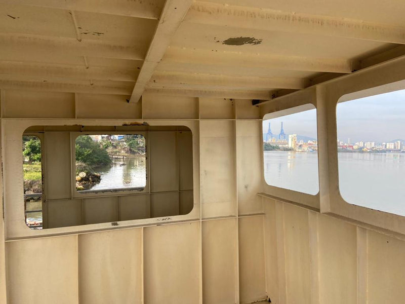 EMBARCAÇÃO  SEM INSTALAÇÕES ( O CASCO)   VENDA