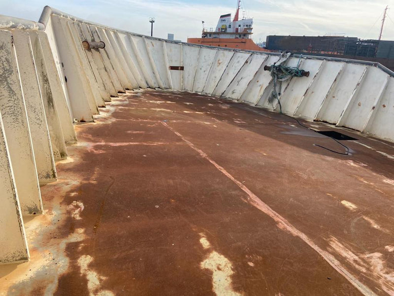 EMBARCAÇÃO  SEM INSTALAÇÕES ( O CASCO)   VENDA