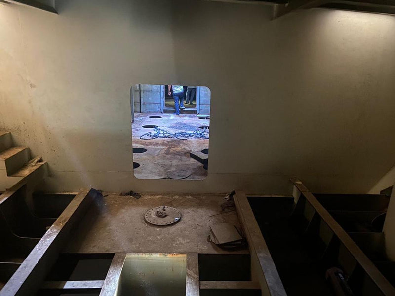 EMBARCAÇÃO  SEM INSTALAÇÕES ( O CASCO)   VENDA