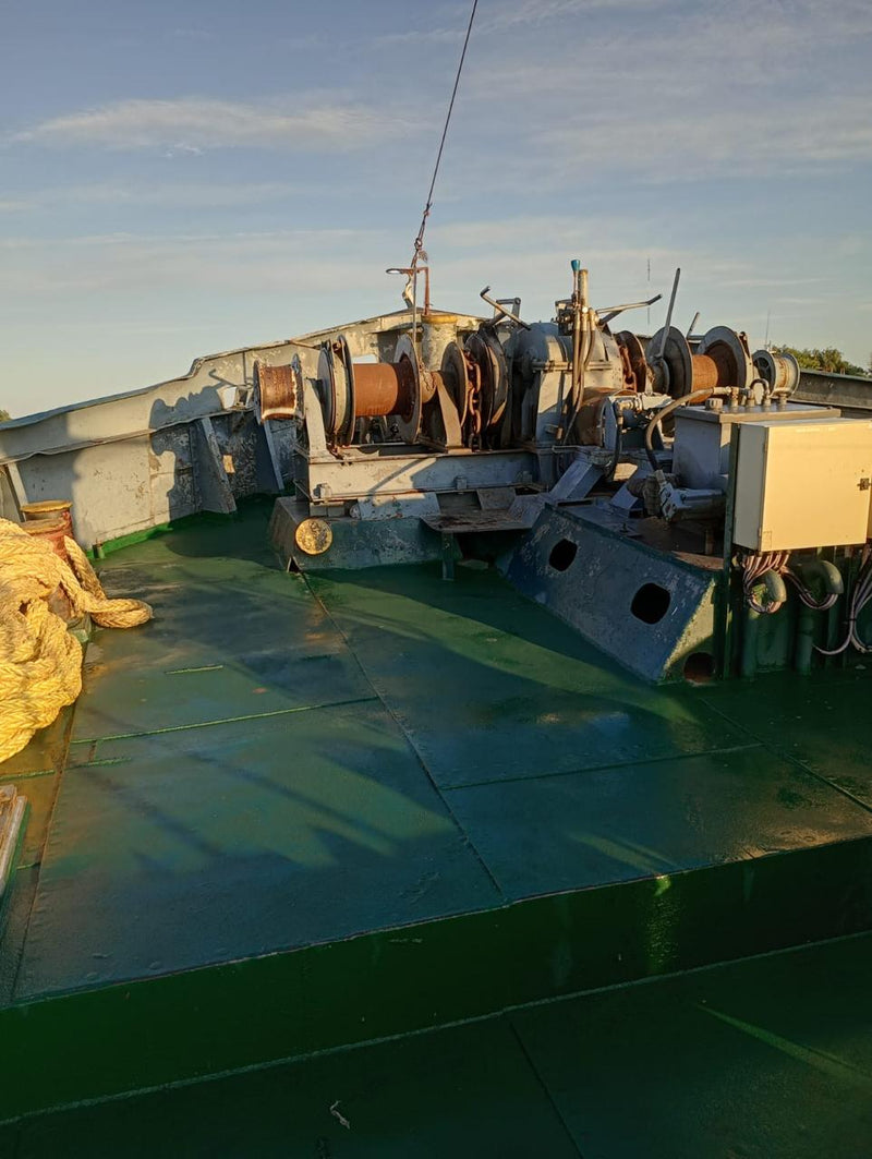 NAVIO DRAGA 550 M3      VENDA