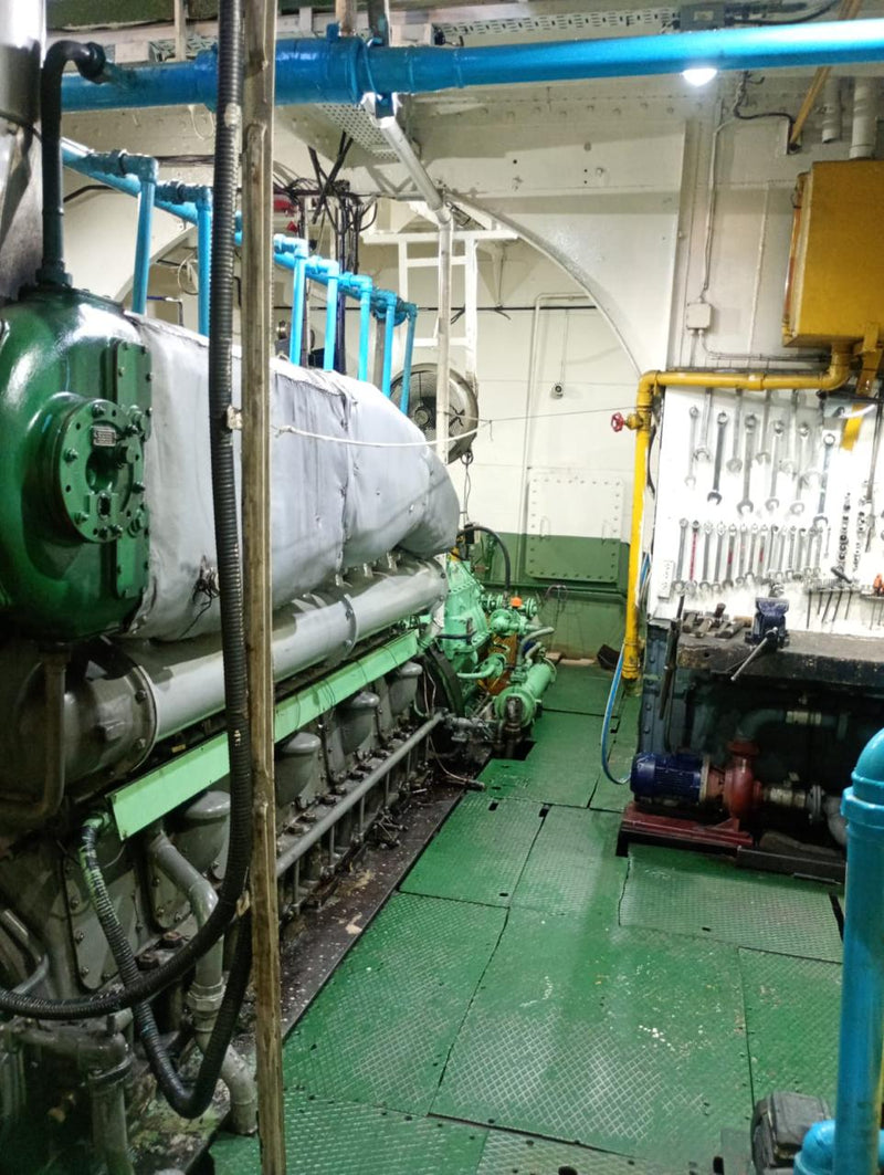 NAVIO DRAGA 550 M3      VENDA