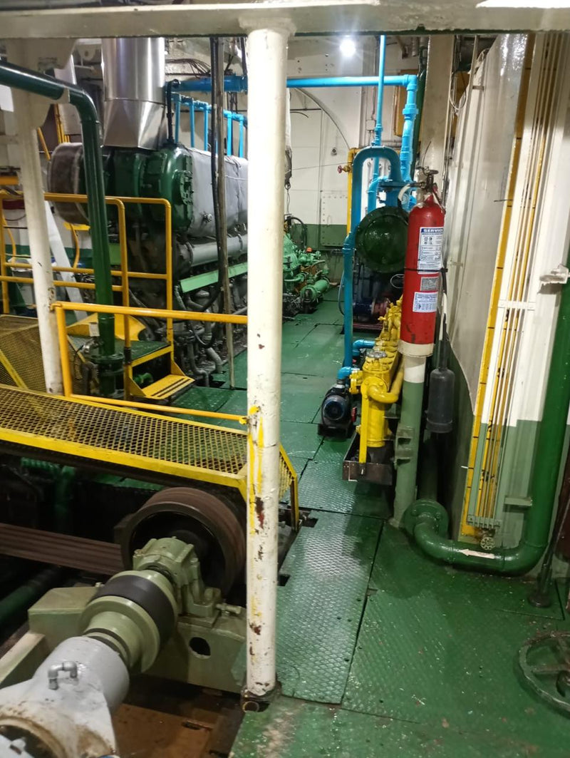 NAVIO DRAGA 550 M3      VENDA