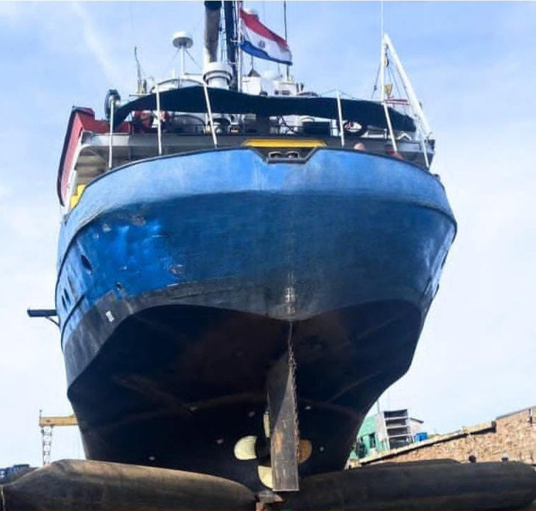 NAVIO CONTAINEIRO 150 TEU,   VENDA