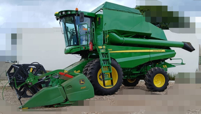 JOHN DEERE 1550 HARVESTER, 2004