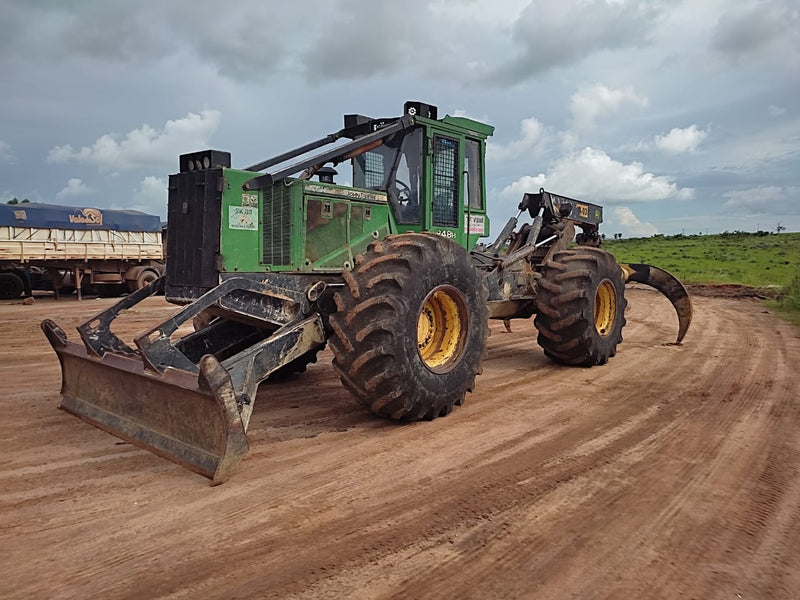 SKIDDER FLORESTAL JOHN DEERE 848H - PARÁ