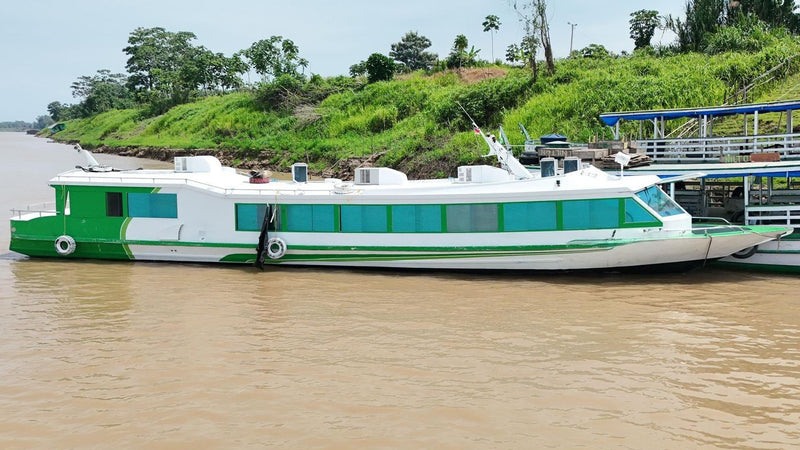 LANCHA 70  PASSAGEIROS - 650 HP