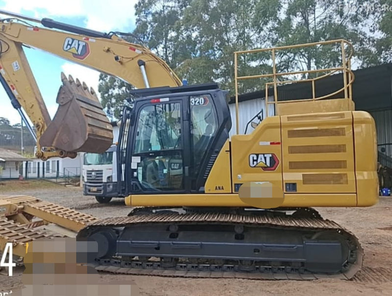 ESCAVADEIRA CATERPILLAR 320 2021 / ES