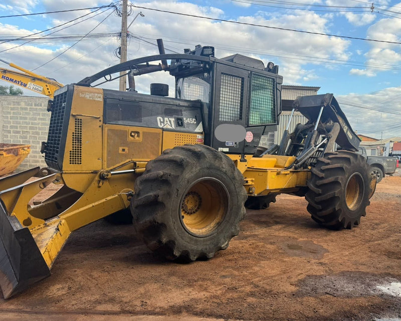 SKIDDER FLORESTAL CATERPILLAR 545C – 2013 | MG