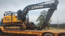 ESCAVADEIRA JOHN DEERE COM CABEÇOTE  MULTIFUNCIONAL /PR