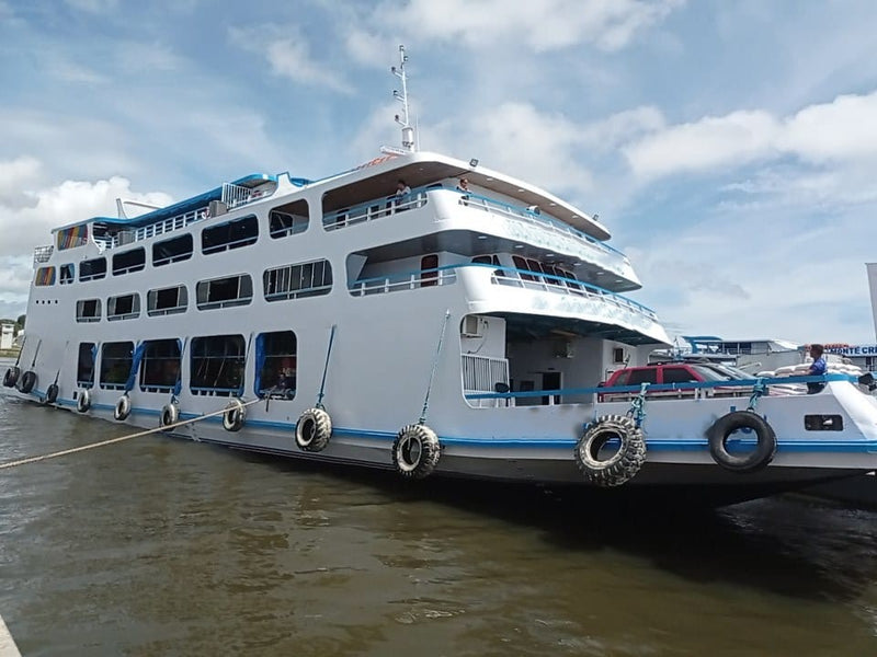 FERRY DE PASSAGEIROS – CAPACIDADE 686 PESSOAS – MANAUS
