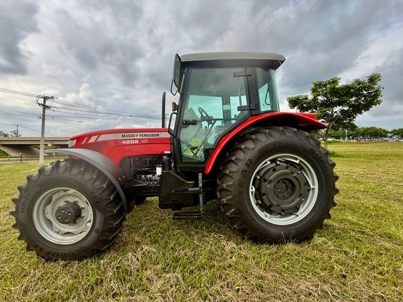 TRATOR MASSEY FERGUSON 4292 HD – ANO 2015 – SÃO PAULO