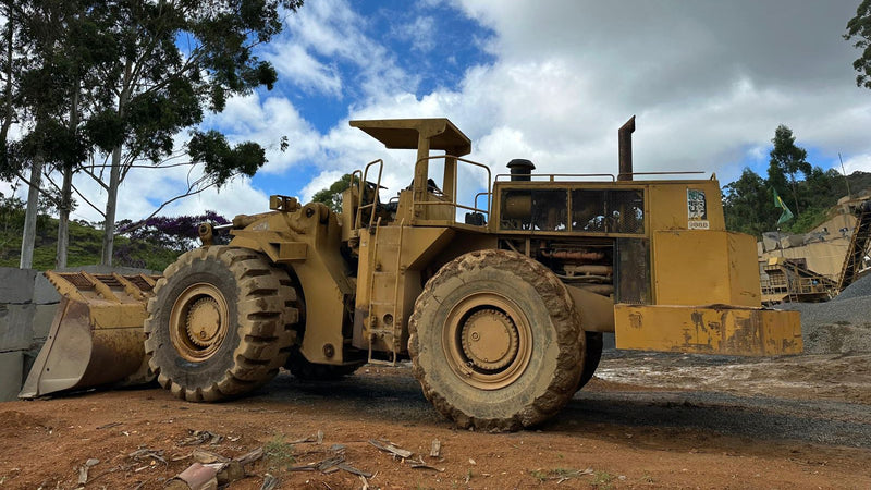PÁ CARREGADEIRA CATERPILLAR 988B / 1986