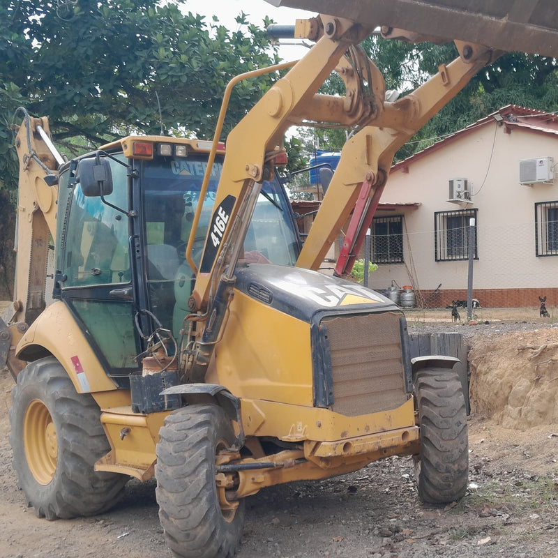 RETROESCAVADEIRA CATERPILLAR 416E, 7000H, 2013, ES