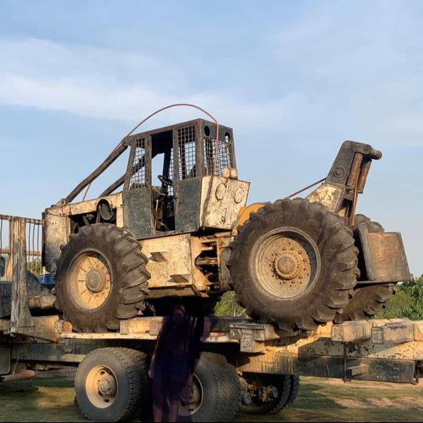 SKIDDER / TRATOR ARTICULADO TS 22 – ANO 2000 – PARÁ