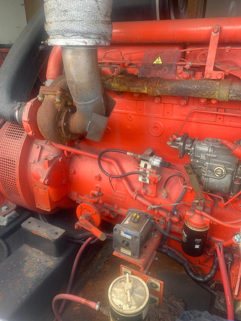 GERADOR  CABINADO SCANIA 400 kVA