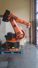ROBÔ INDUSTRIAL COM SOLDA KUKA